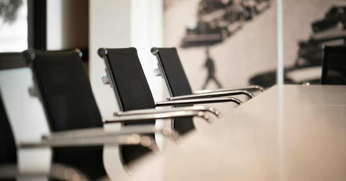 Como gerenciar a reserva de salas de reunião do seu coworking